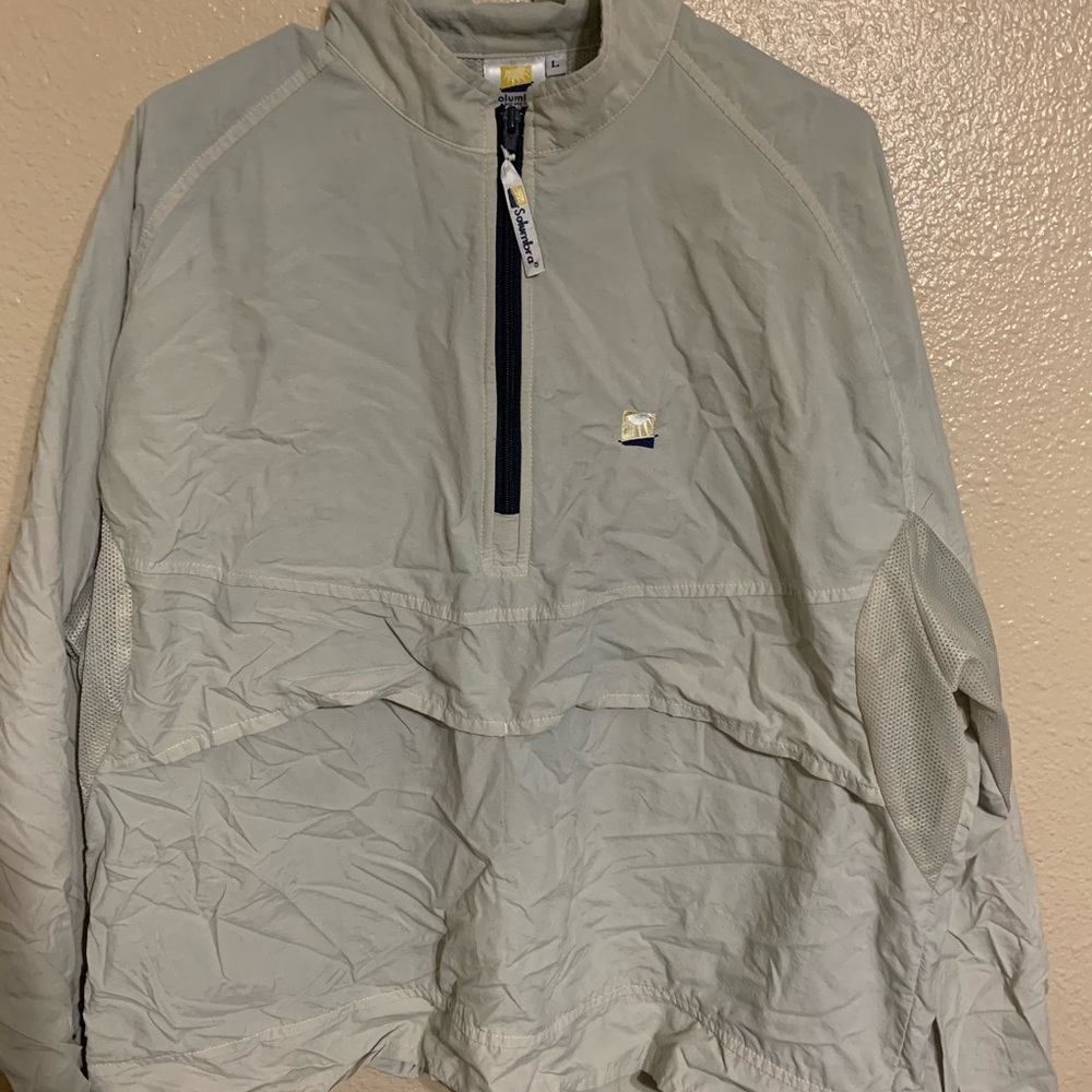 Woman’s solumbra Windbreaker